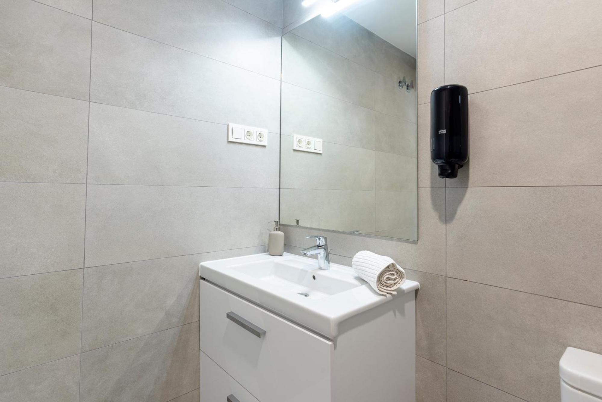 Skyline Ii Pool & Coworking By Ele Appartamento *
