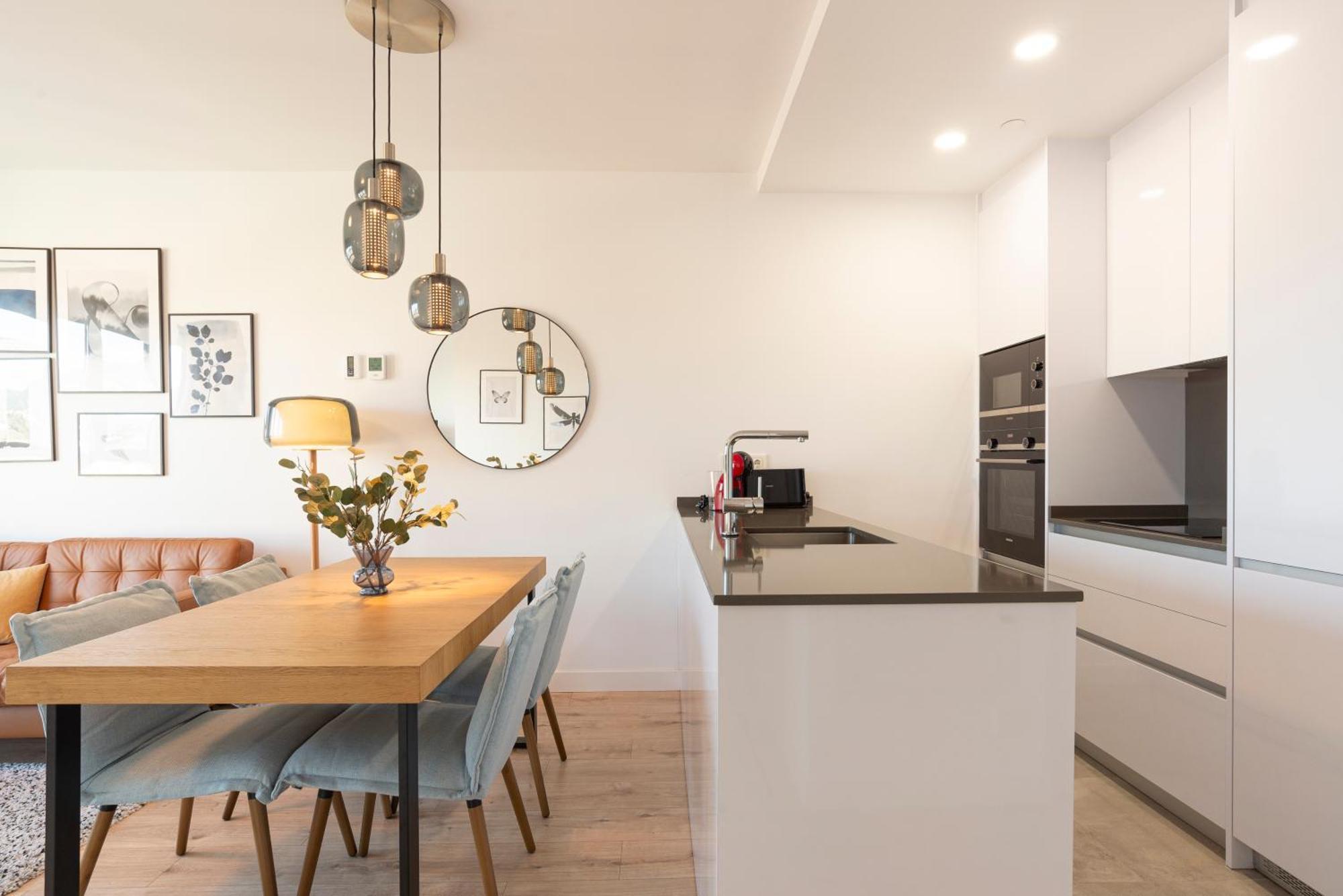 Skyline Ii Pool & Coworking By Ele Appartamento *